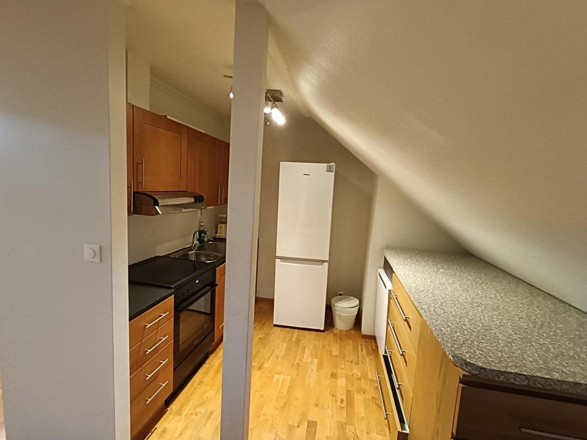 Apartment Right In The City Centre 스타방에르 외부 사진
