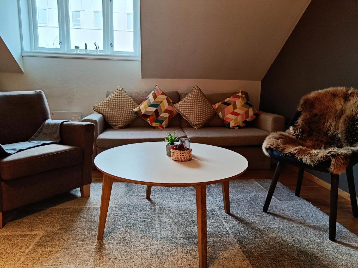 Apartment Right In The City Centre 스타방에르 외부 사진